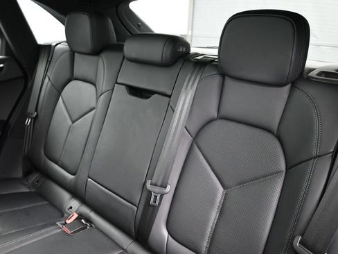 Used 2026 Porsche Macan Turbo AWD/4WD image 6