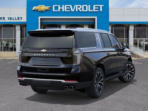 New 2026 Chevrolet Suburban High Country image 4