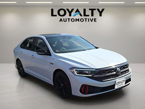 Used 2023 Volkswagen Jetta GLI Autobahn FWD image 1