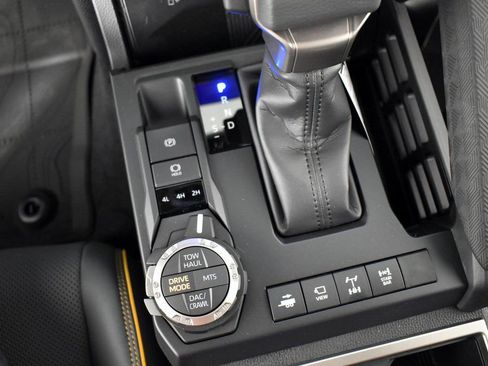 New 2025 Toyota Tacoma Trailhunter image 39