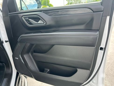 Used 2021 GMC Yukon SLT image 30