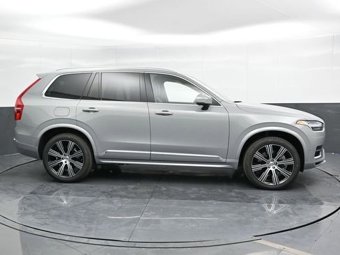 New 2025 Volvo XC90 T8 Ultra w/ Protection Package Premier AWD/4WD image 3