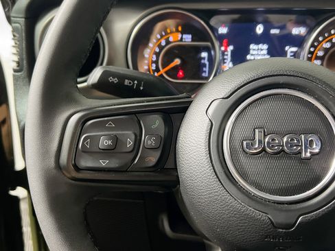 Used 2023 Jeep Wrangler Sport S image 18