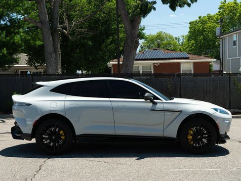 Used 2023 Aston Martin DBX 707 AWD/4WD image 7