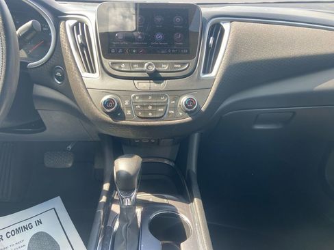 Used 2023 Chevrolet Malibu LT image 11