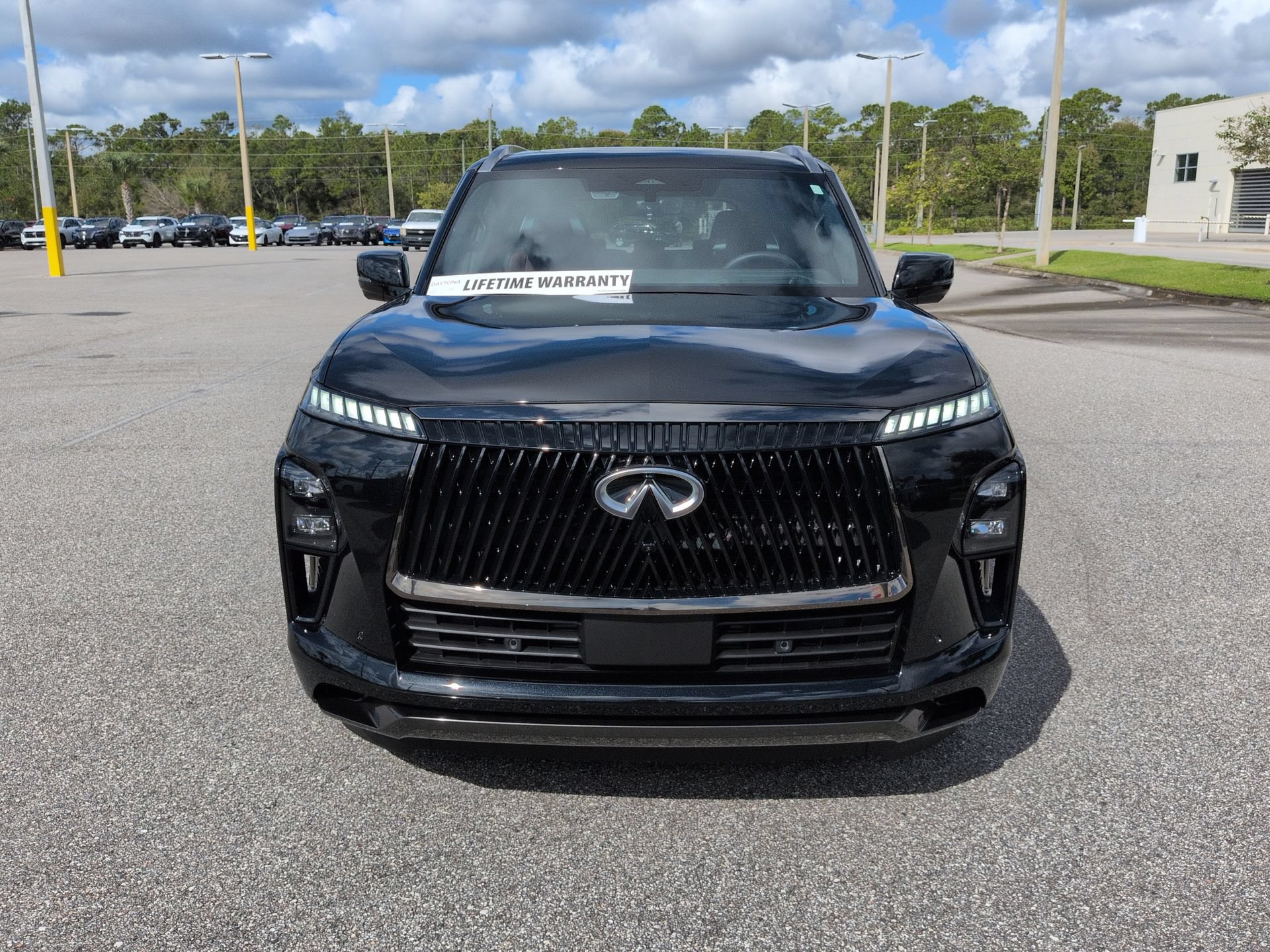 New 2027 INFINITI QX80 Autograph w/ Premium Cargo Package AWD/4WD image 10