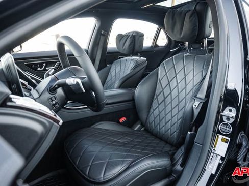 Used 2021 Mercedes-Benz S 580 4MATIC Sedan image 4