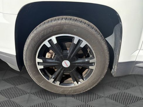 Used 2017 GMC Terrain SLT w/ Open Road Package image 35