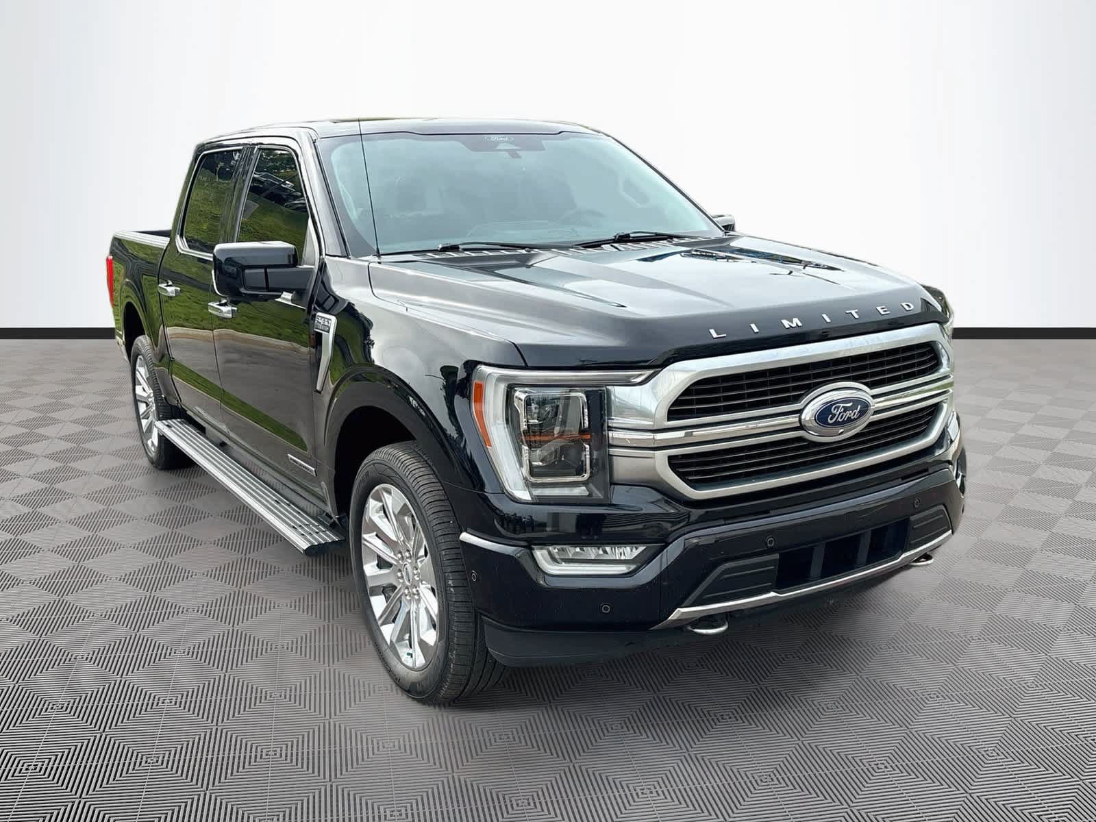 Used 2021 Ford F150 Limited AWD/4WD image 3