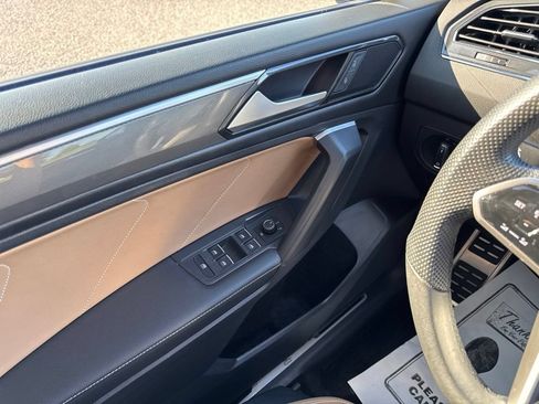 Certified 2023 Volkswagen Tiguan SE R-Line FWD image 19