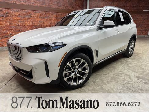 Certified 2025 BMW X5 xDrive40i image 1