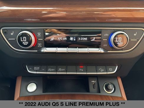 Used 2022 Audi Q5 2.0T Premium Plus w/ Premium Plus Package image 24
