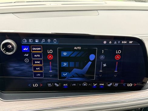 New 2026 Chevrolet Tahoe Premier AWD/4WD image 17