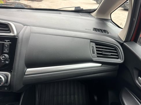 Used 2018 Honda Fit LX image 16