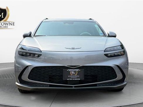 Used 2025 Genesis GV60 Advanced AWD/4WD image 8
