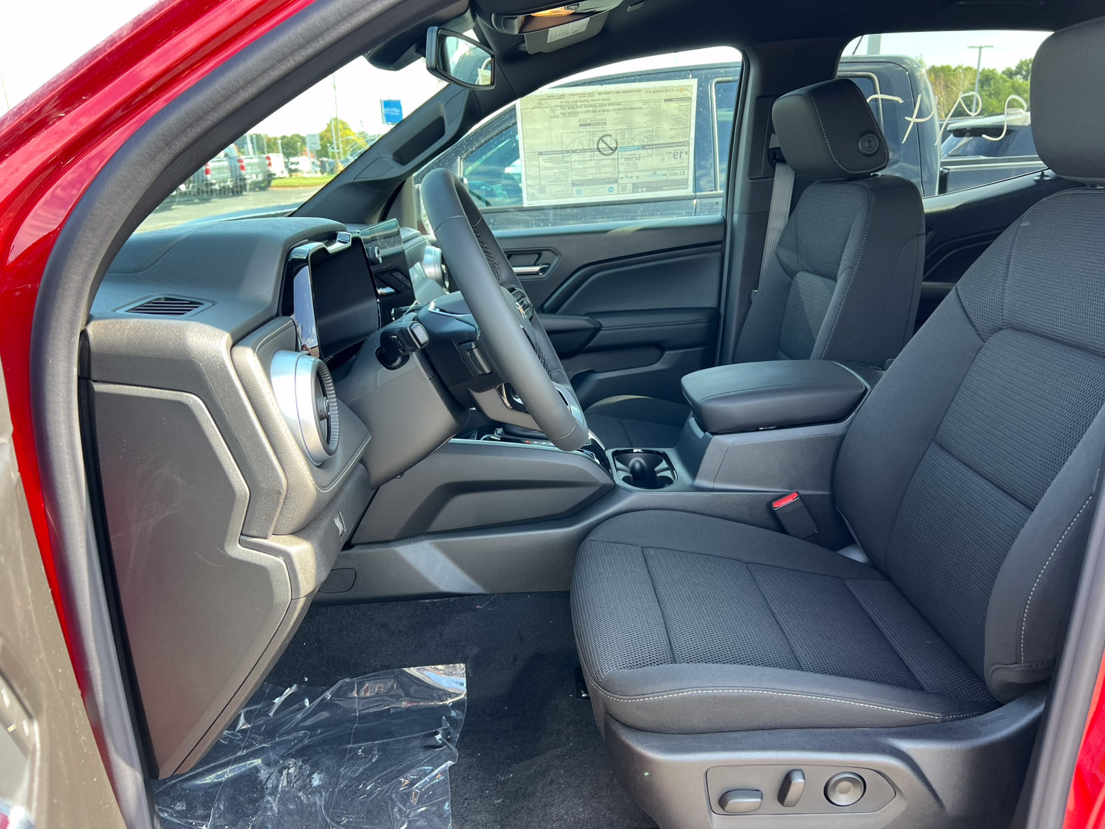 New 2026 Chevrolet Colorado LT w/ Advanced Trailering Package AWD/4WD image 3