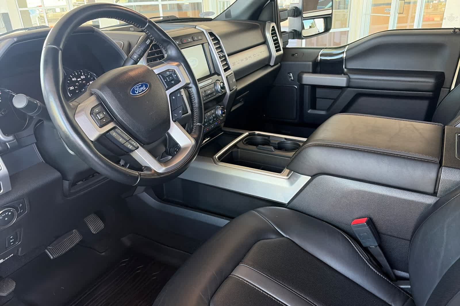 Used 2020 Ford F350 Platinum w/ FX4 Off-Road Package AWD/4WD image 11
