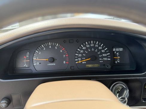 Used 1999 Toyota Tacoma PreRunner RWD image 89