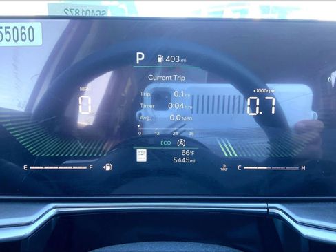 Certified 2025 Kia Sorento S image 52