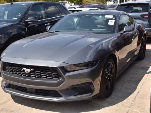 Used 2026 Ford Mustang Premium RWD image 2