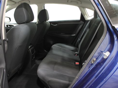 Used 2019 Nissan Sentra S image 22