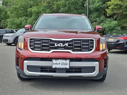 Used 2024 Kia Telluride S w/ S Sunroof Package AWD/4WD image 2