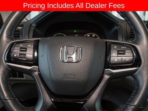 Used 2025 Honda Odyssey Elite image 16