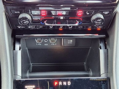 New 2025 Jeep Grand Cherokee L Limited image 15