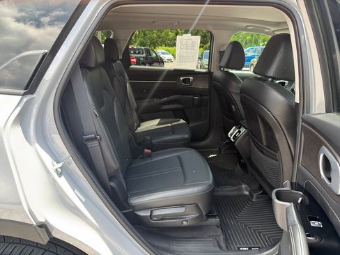 Used 2024 Kia Sorento SX AWD/4WD image 25