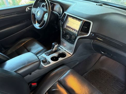 Used 2016 Jeep Grand Cherokee High Altitude AWD/4WD image 18