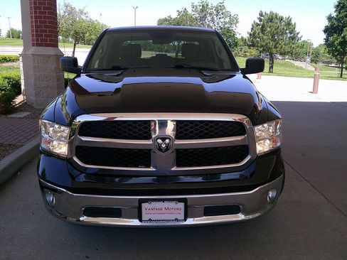 Used 2019 RAM 1500 Tradesman w/ Tradesman SXT Package RWD image 3