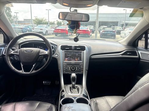 Used 2013 Ford Fusion Titanium FWD image 8
