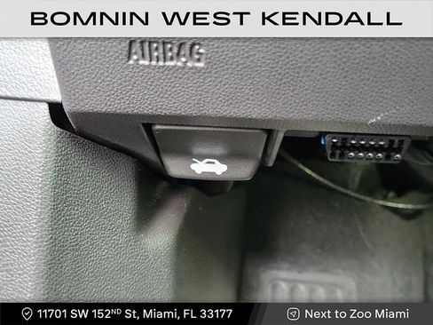 Used 2022 Chevrolet Blazer Premier image 29