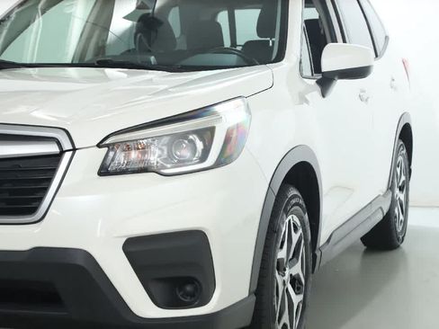 Used 2020 Subaru Forester Premium w/ Popular Package #1 AWD/4WD image 4
