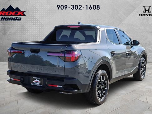 Used 2024 Hyundai Santa Cruz SEL image 4