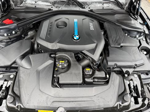 Used 2017 BMW 330e image 12
