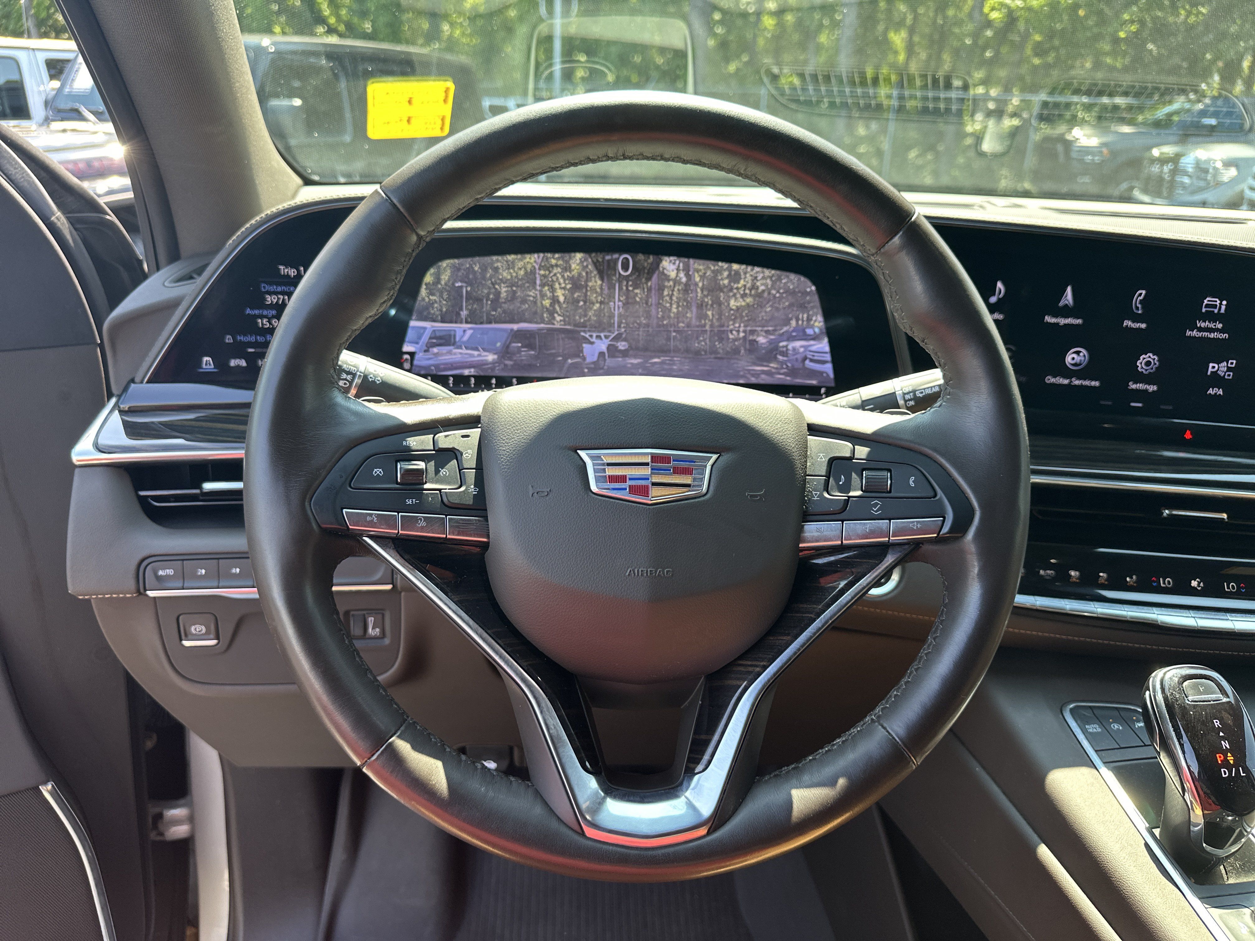 Used 2022 Cadillac Escalade ESV Premium Luxury AWD/4WD image 27