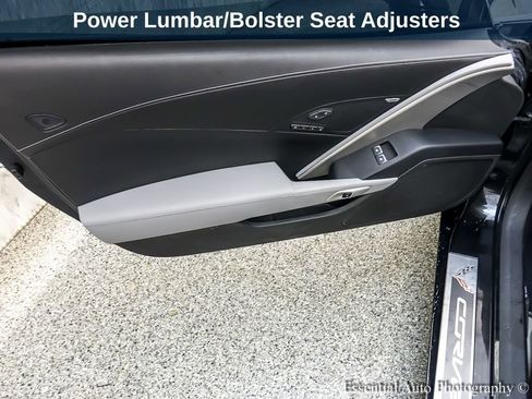 Used 2019 Chevrolet Corvette Stingray Convertible w/ 2LT Preferred Equipment Group image 20