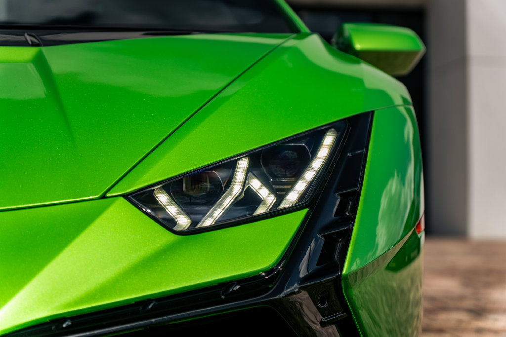 Used 2024 Lamborghini Huracan Tecnica RWD image 10