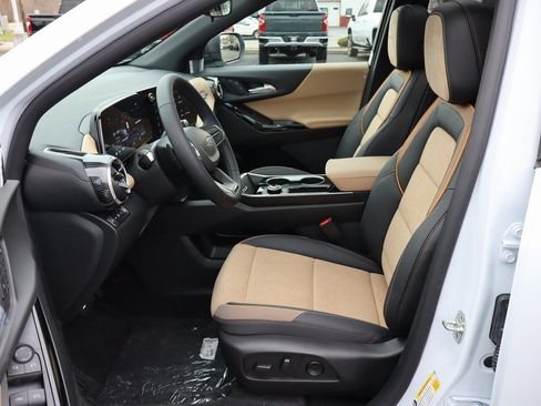 New 2026 Chevrolet Equinox ACTIV image 4