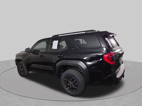 Used 2025 Toyota 4Runner SR5 AWD/4WD image 10