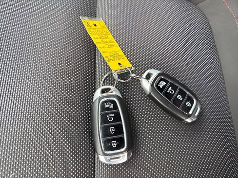 Used 2022 Hyundai Kona N Line image 34