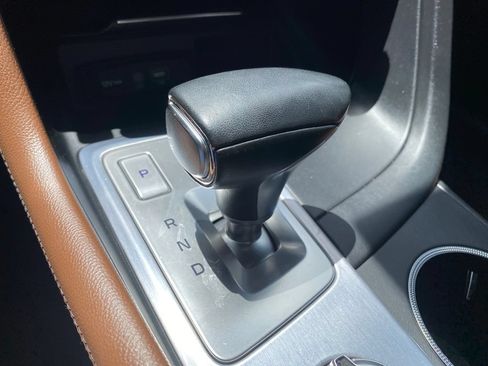 Used 2021 Genesis G70 2.0T w/ Elite Package RWD image 35
