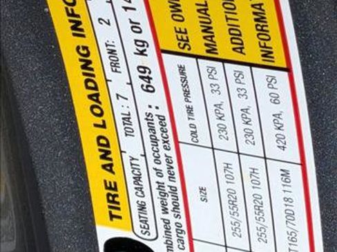 Used 2022 Ford Explorer XLT w/ Equipment Group 202A image 14