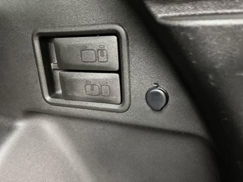 Certified 2022 Chevrolet Equinox LT image 29