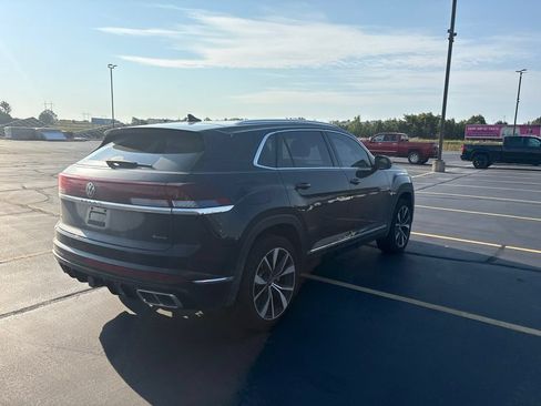 Used 2025 Volkswagen Atlas Cross Sport SEL Premium R-Line AWD/4WD image 12