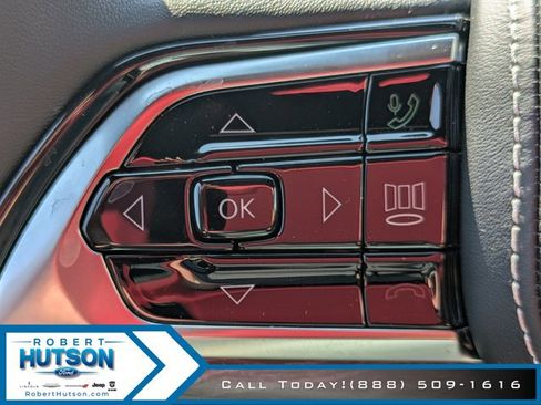 New 2025 Jeep Grand Cherokee L Overland w/ Advanced Protech Group III image 23