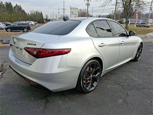 Used 2020 Alfa Romeo Giulia Base w/ Nero Edizione image 6