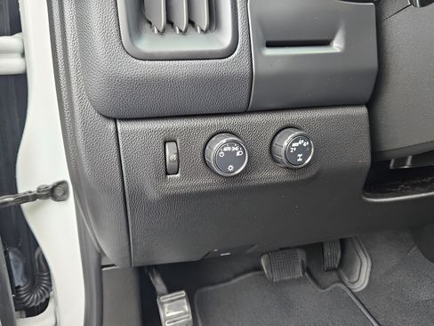 Used 2021 Chevrolet Colorado LT AWD/4WD image 14