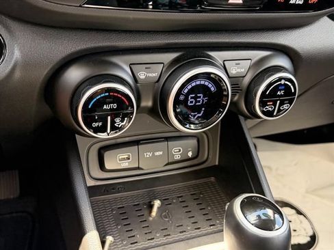 Certified 2026 Hyundai Venue SEL FWD image 23